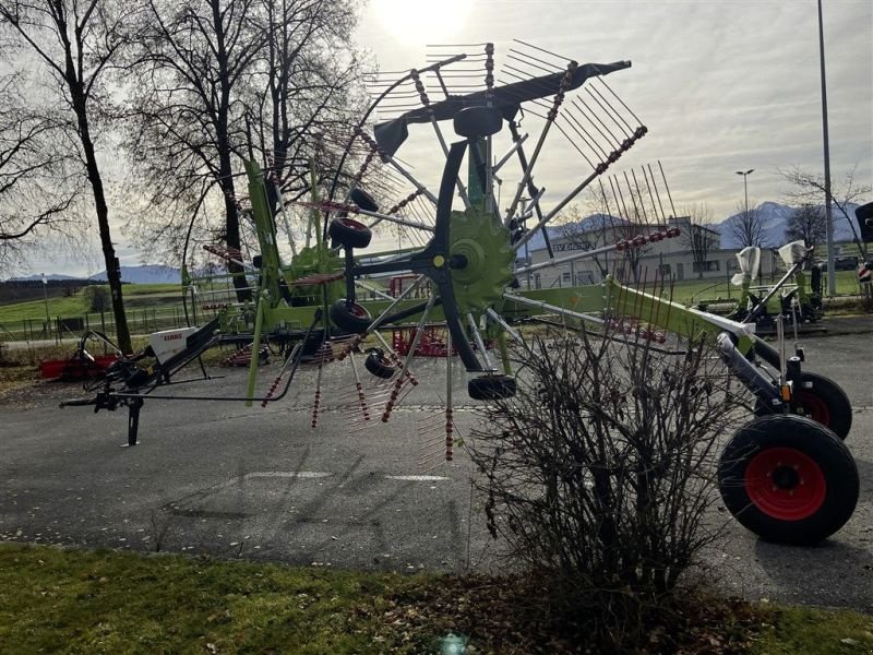 Schwader des Typs CLAAS LINER 1900, Neumaschine in Grabenstätt-Erlstätt (Bild 7)
