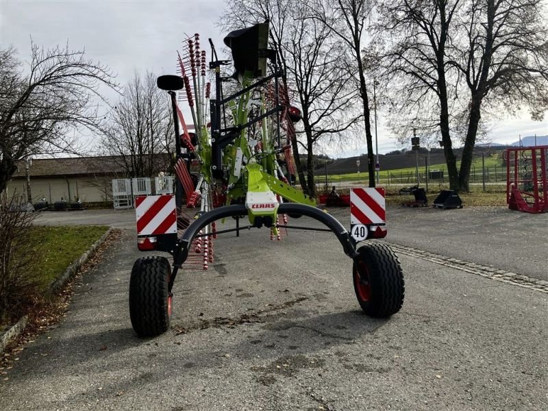 Schwader des Typs CLAAS LINER 1900, Neumaschine in Grabenstätt-Erlstätt (Bild 8)