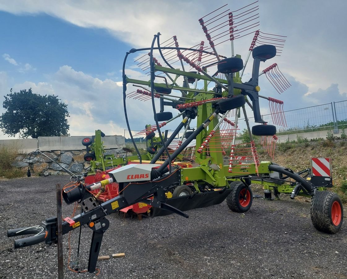 Schwader des Typs CLAAS Liner 2600 Trend, Neumaschine in Hollenthon (Bild 1)