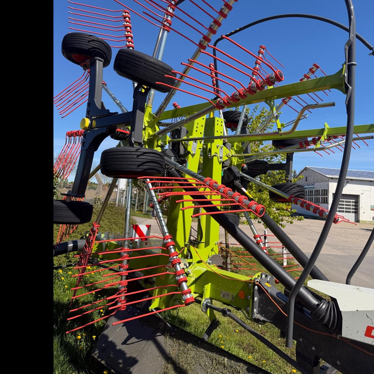 Schwader vrste CLAAS Liner 2700, Gebrauchtmaschine v Könnern (Slika 2)