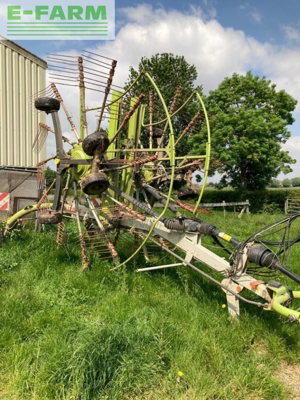 Schwader tipa CLAAS liner 2800, Gebrauchtmaschine u BLENDECQUES (Slika 3)