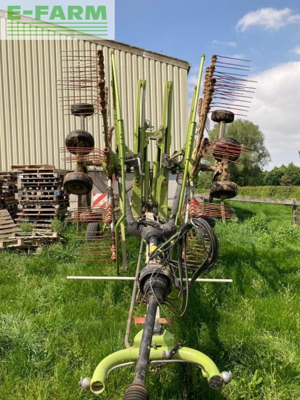 Schwader tipa CLAAS liner 2800, Gebrauchtmaschine u BLENDECQUES (Slika 5)