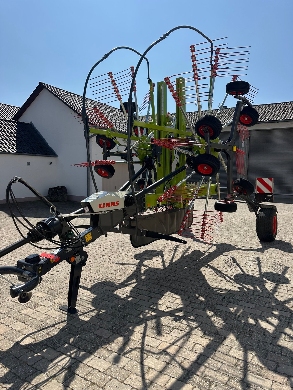 Schwader des Typs CLAAS Liner 2800, Gebrauchtmaschine in Ingolstadt (Bild 1)