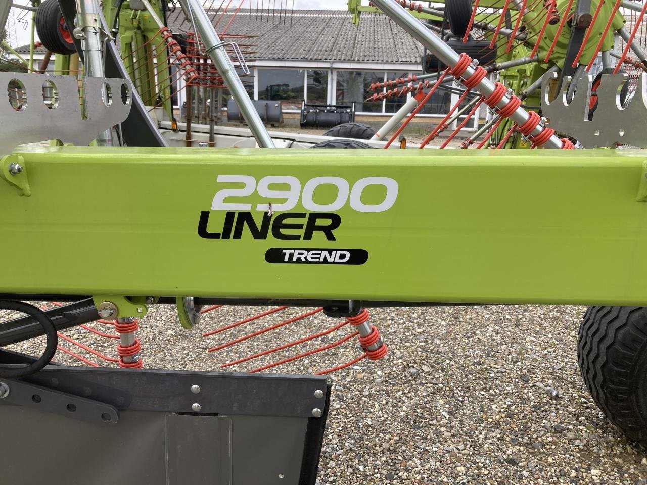 Schwader типа CLAAS LINER 2900 TREND, Gebrauchtmaschine в Brønderslev (Фотография 3)