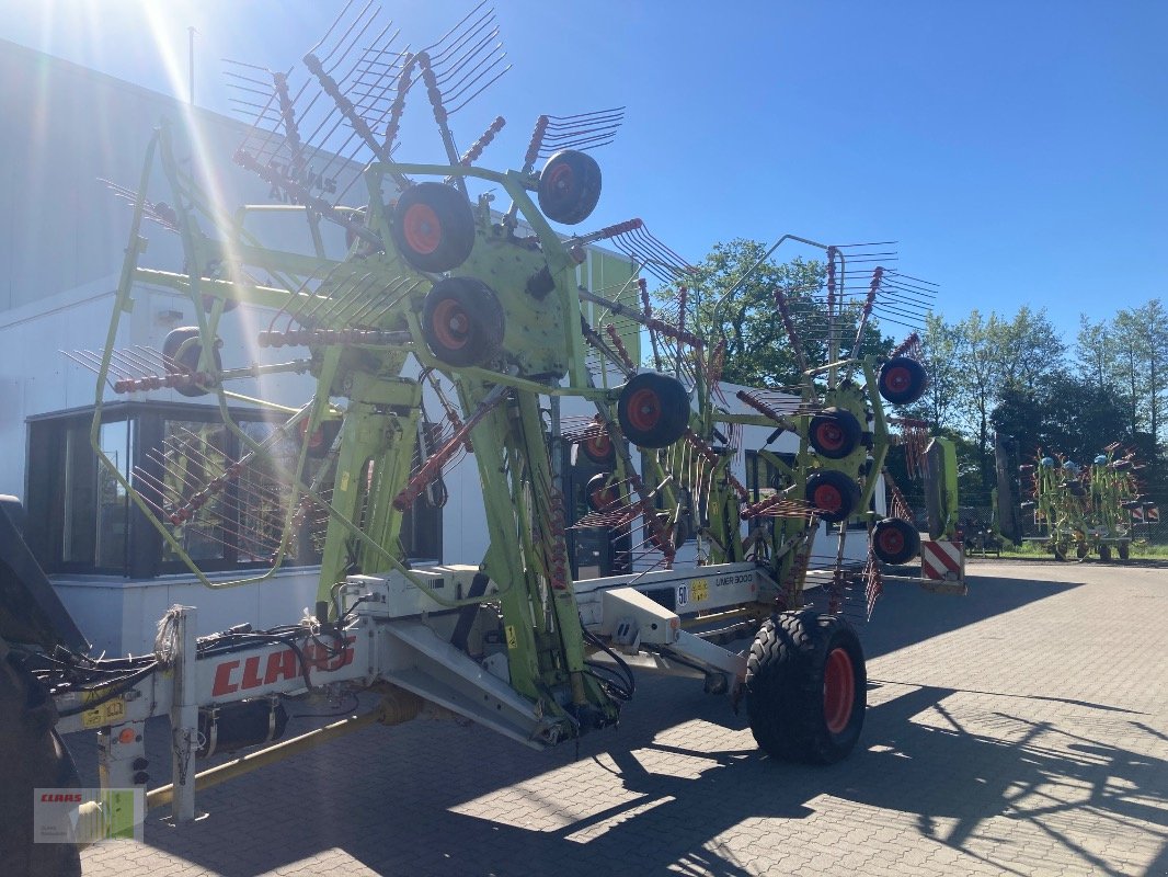 Schwader от тип CLAAS LINER 3000 COMMUNICATOR, Gebrauchtmaschine в Alveslohe (Снимка 2)