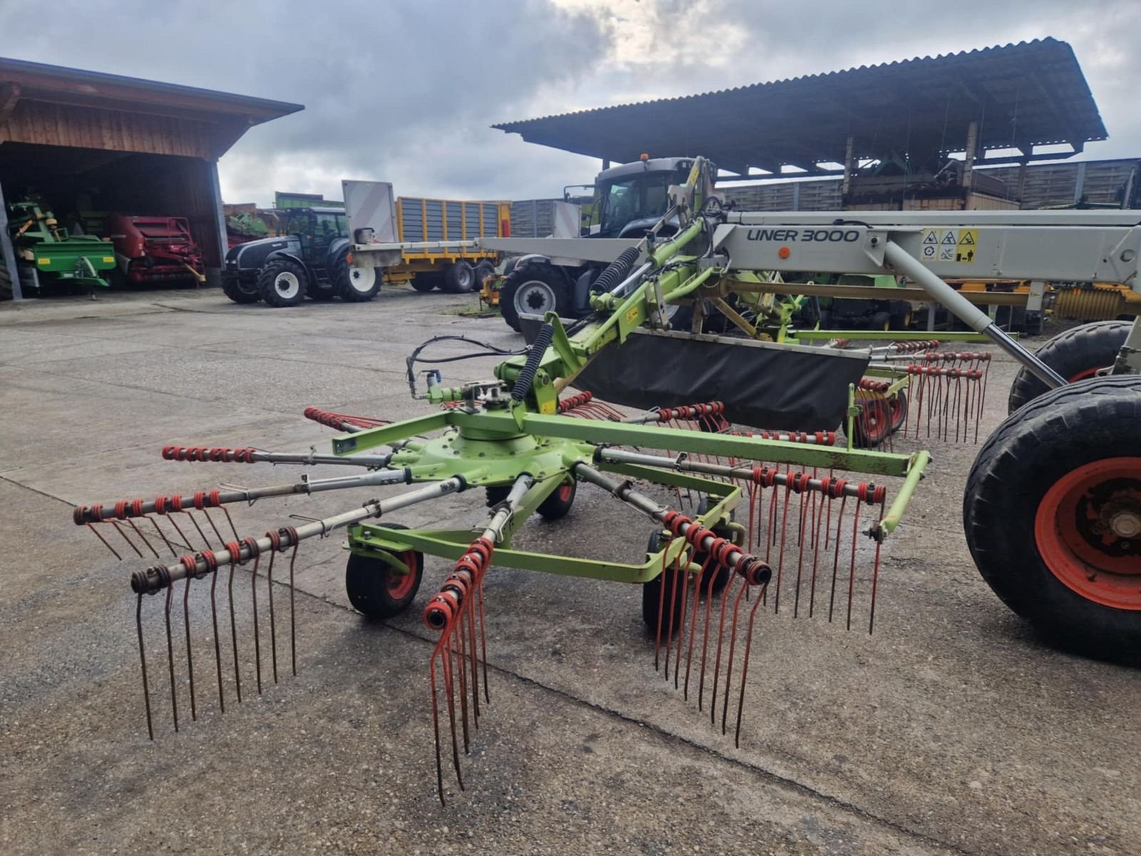 Schwader tip CLAAS LINER 3000 ISOBUS, Gebrauchtmaschine in Villach/Zauchen (Poză 4)