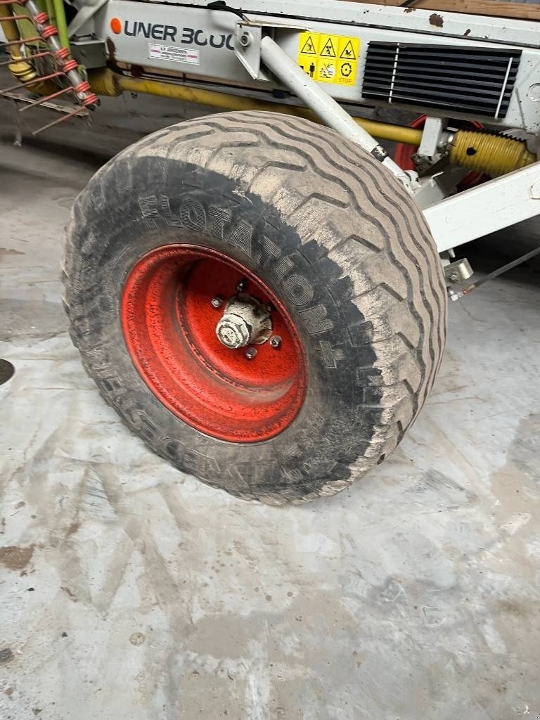 Schwader tipa CLAAS LINER 3000, Gebrauchtmaschine u Ringe (Slika 15)