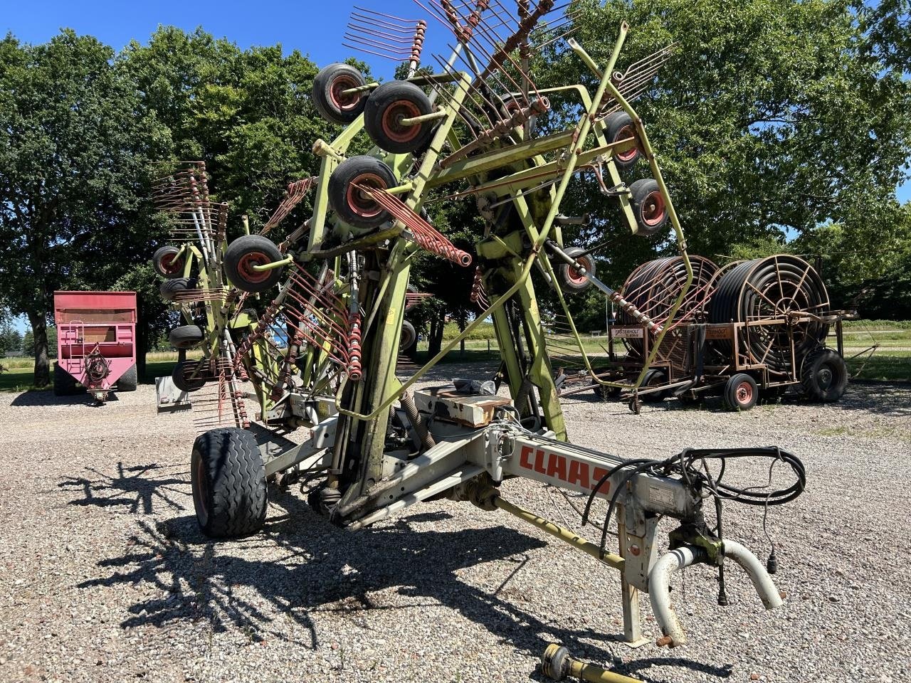 Schwader tipa CLAAS LINER 3000, Gebrauchtmaschine u Grindsted (Slika 2)