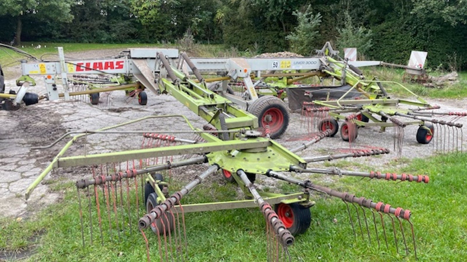 Schwader des Typs CLAAS Liner 3000, Gebrauchtmaschine in Grindsted (Bild 4)
