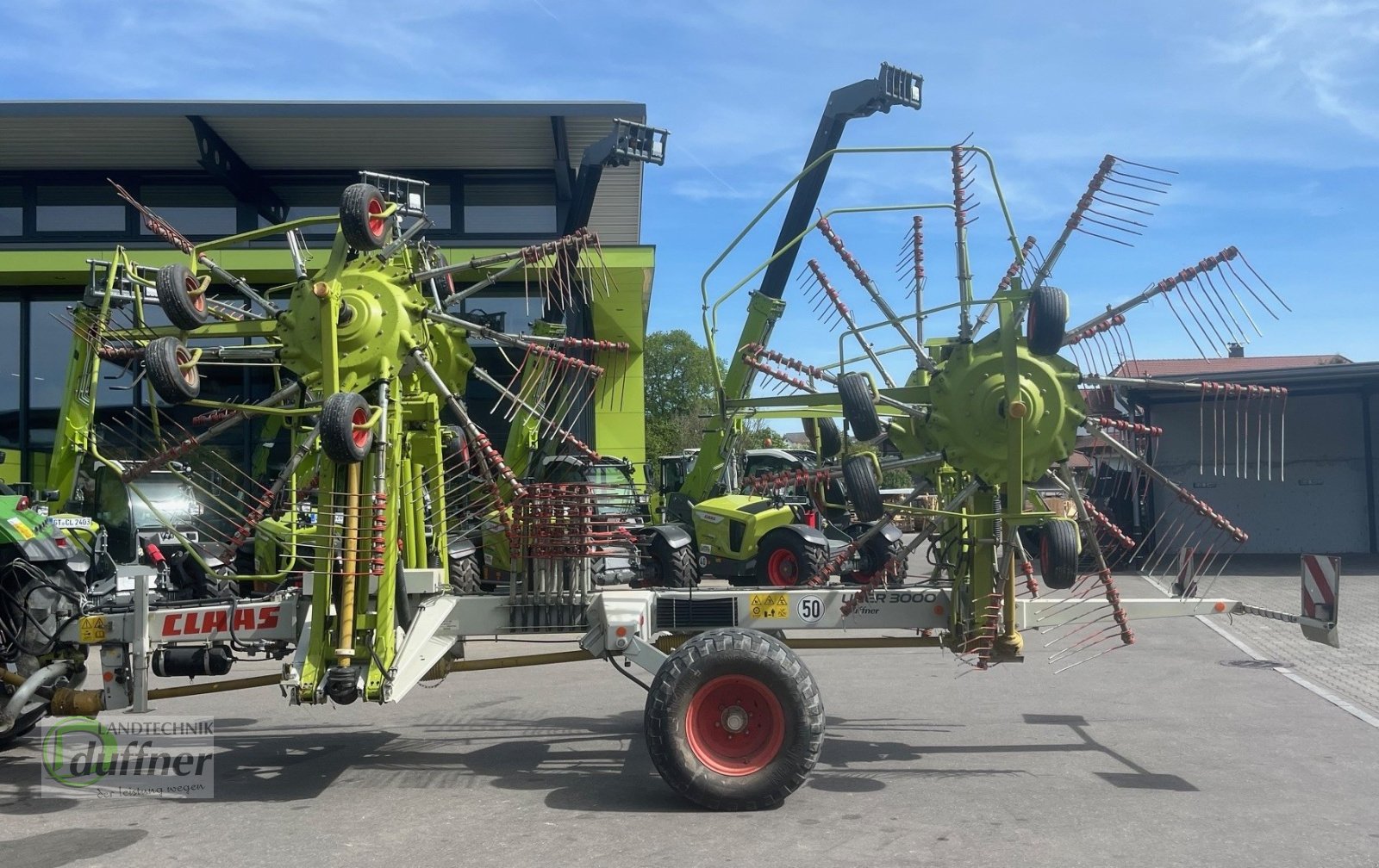 Schwader des Typs CLAAS Liner 3000, Gebrauchtmaschine in Hohentengen (Bild 1)