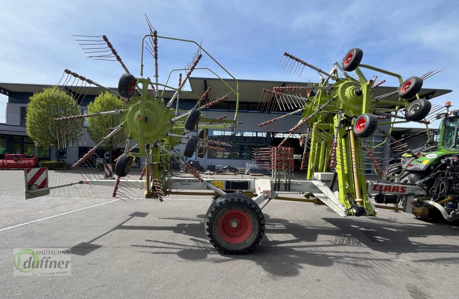 Schwader des Typs CLAAS Liner 3000, Gebrauchtmaschine in Hohentengen (Bild 2)