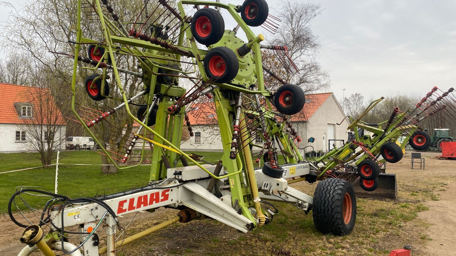 Schwader van het type CLAAS Liner 3000, Gebrauchtmaschine in Kastrup (Foto 2)