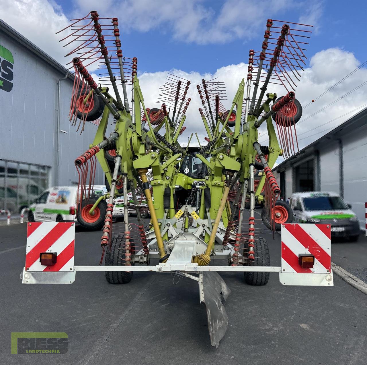 Schwader типа CLAAS LINER 3000, Gebrauchtmaschine в Homberg/Ohm - Maulbach (Фотография 3)