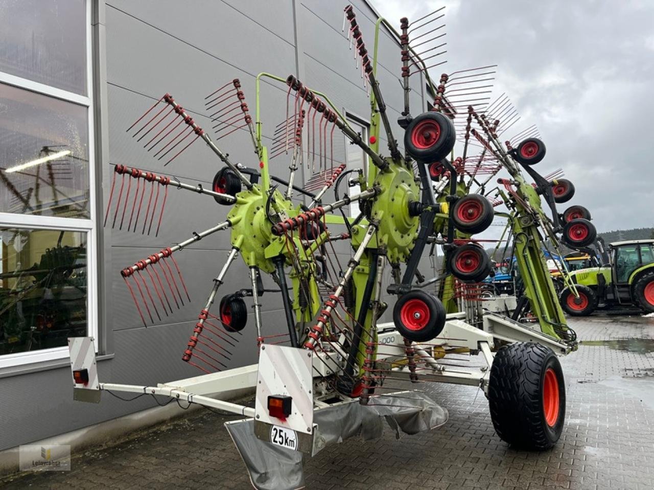 Schwader типа CLAAS Liner 3000, Gebrauchtmaschine в Neuhof - Dorfborn (Фотография 3)