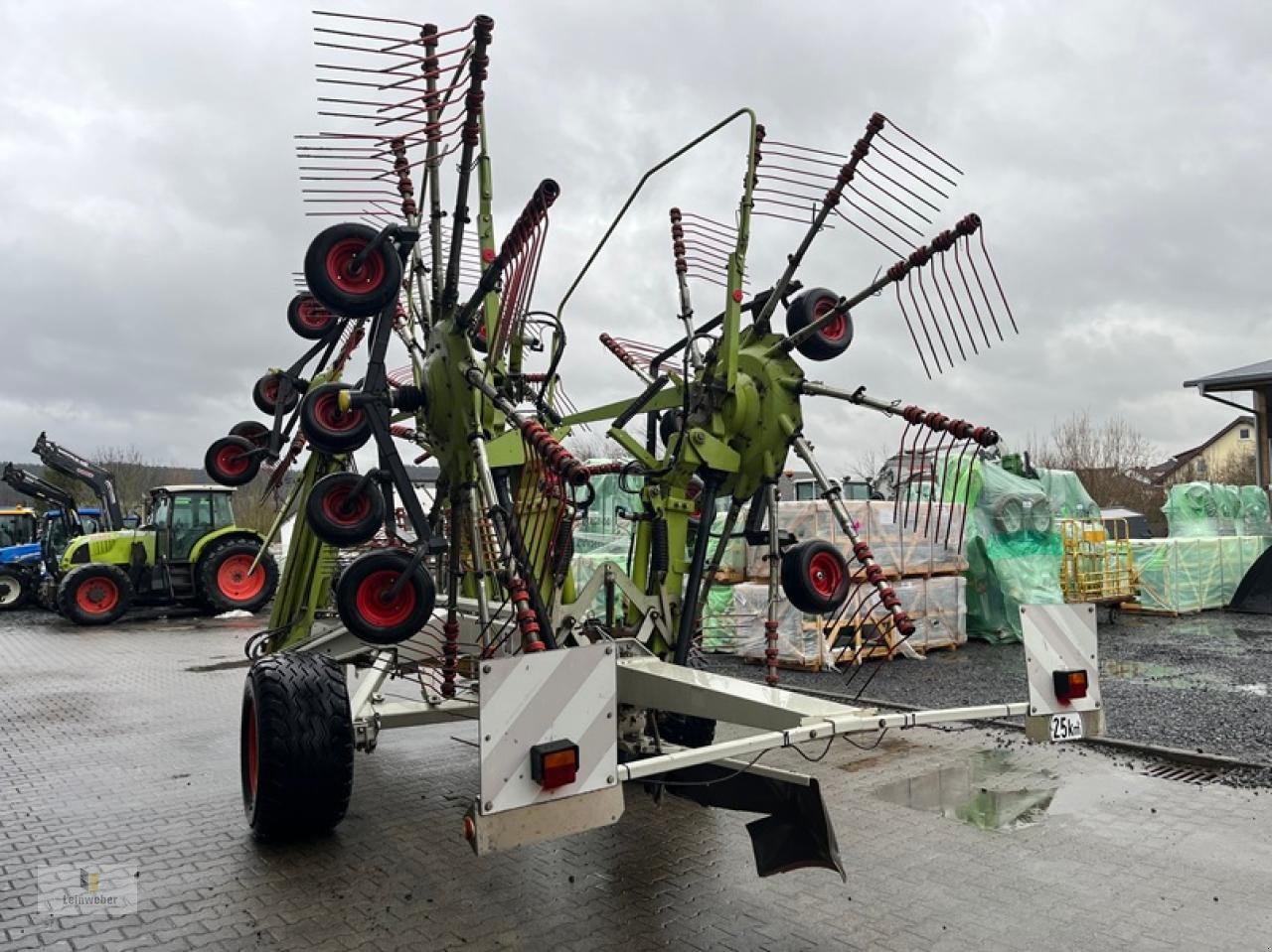 Schwader типа CLAAS Liner 3000, Gebrauchtmaschine в Neuhof - Dorfborn (Фотография 4)