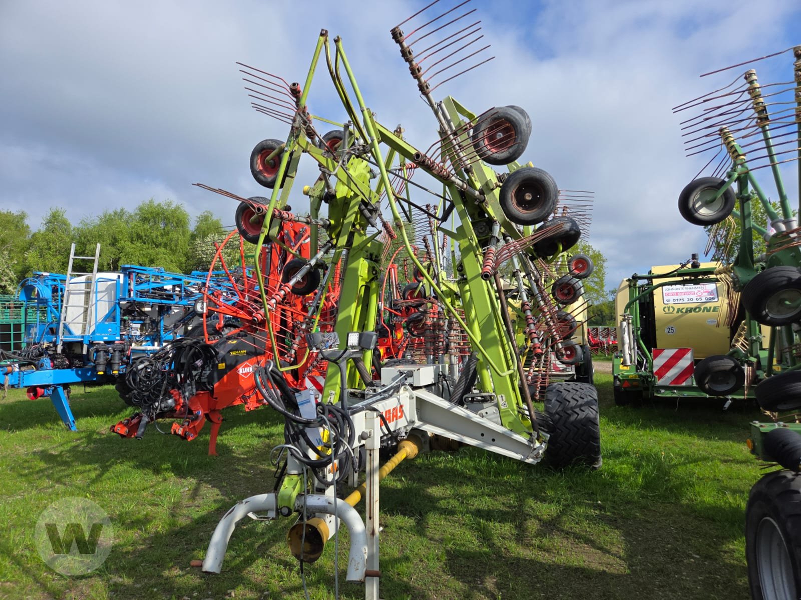 Schwader des Typs CLAAS Liner 3000, Gebrauchtmaschine in Börm (Bild 1)
