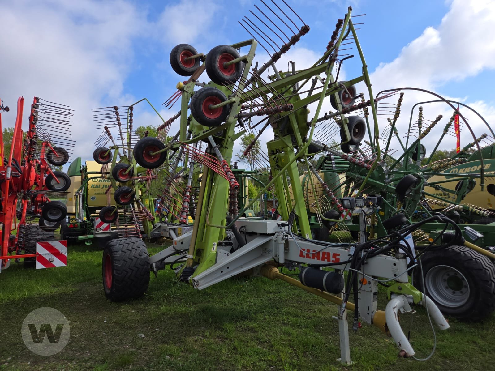 Schwader des Typs CLAAS Liner 3000, Gebrauchtmaschine in Börm (Bild 2)