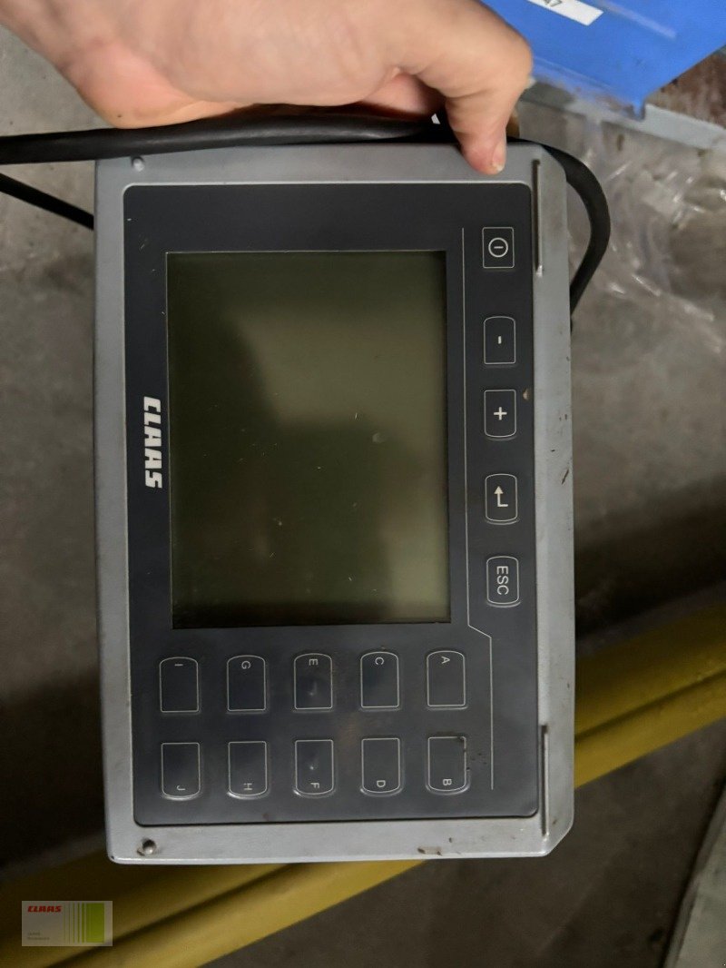 Schwader des Typs CLAAS LINER 3600 COMFORT, Gebrauchtmaschine in Risum-Lindholm (Bild 4)