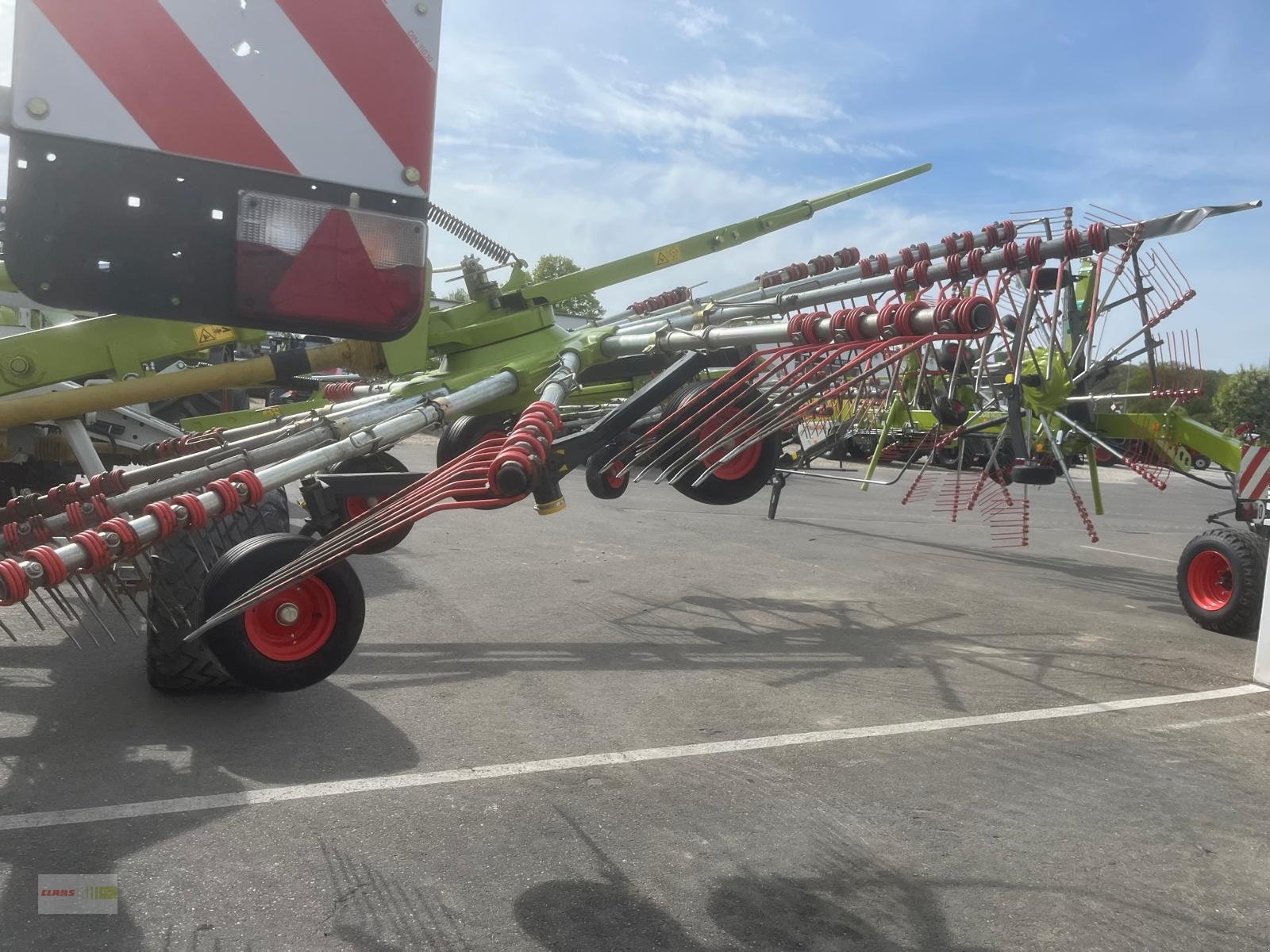 Schwader des Typs CLAAS Liner 3600, Gebrauchtmaschine in Oberessendorf-Eberhardzell (Bild 14)