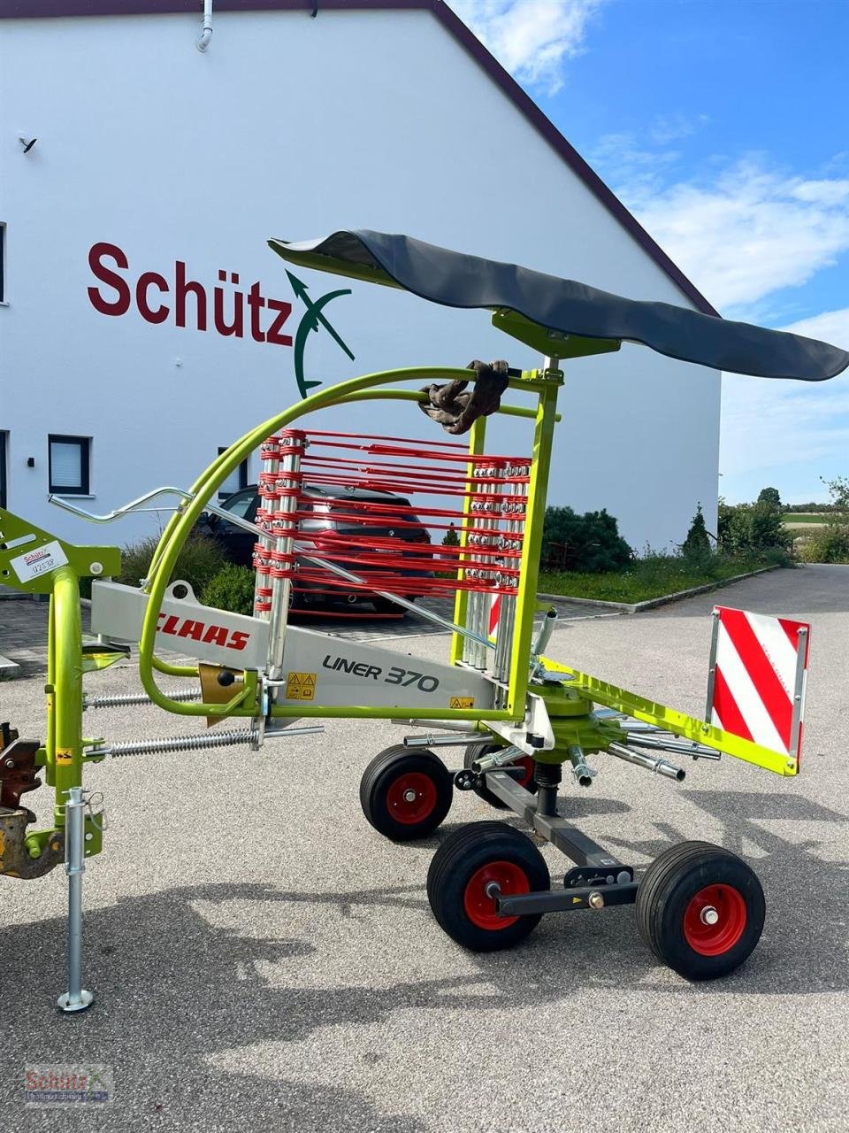 Schwader des Typs CLAAS Liner 370 Tandem / NEU, Gebrauchtmaschine in Schierling (Bild 1)