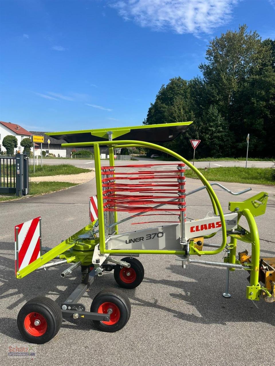 Schwader des Typs CLAAS Liner 370 Tandem / NEU, Gebrauchtmaschine in Schierling (Bild 9)