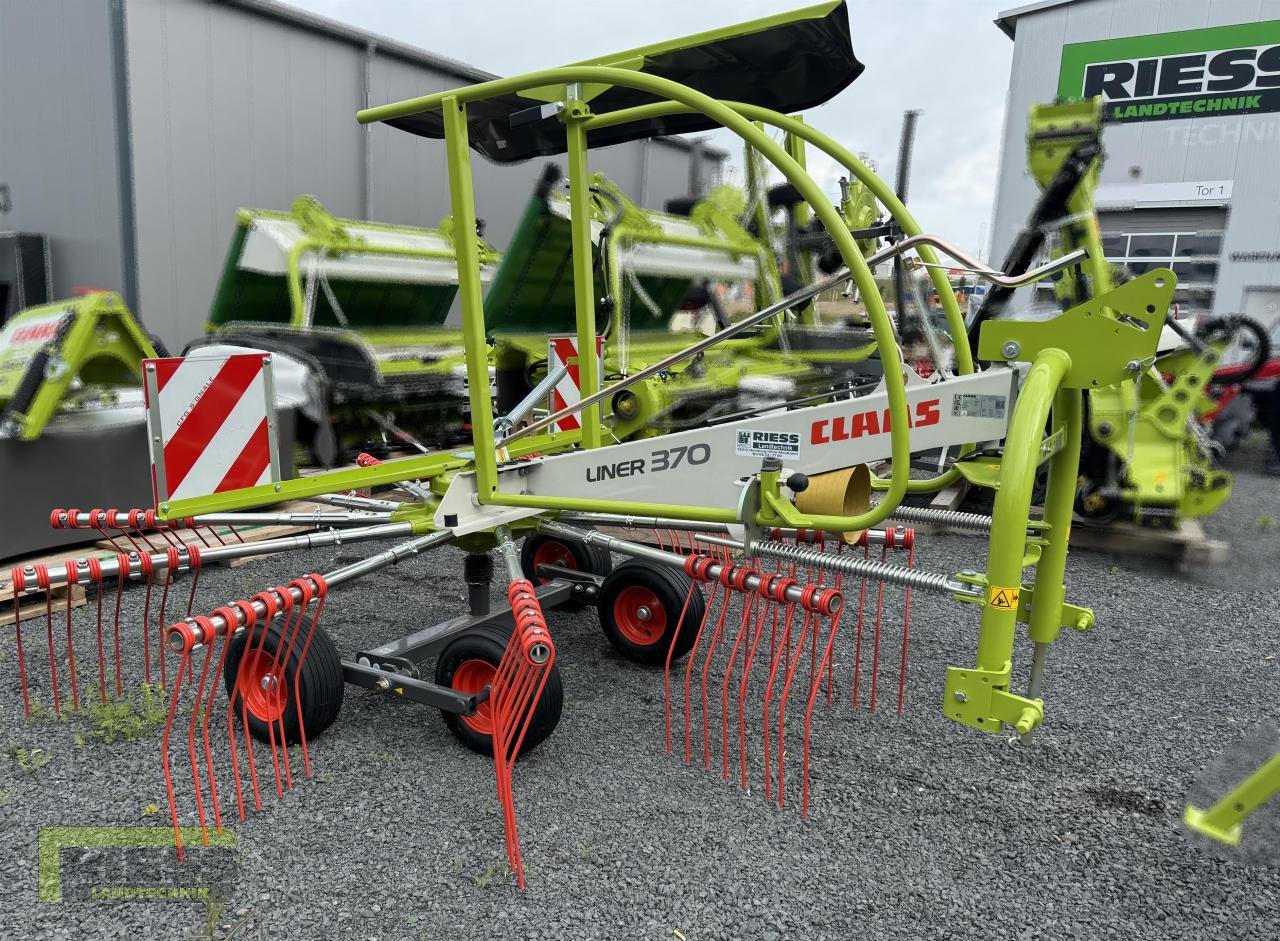 Schwader του τύπου CLAAS LINER 370 Tandem, Neumaschine σε Homberg/Ohm - Maulbach (Φωτογραφία 2)