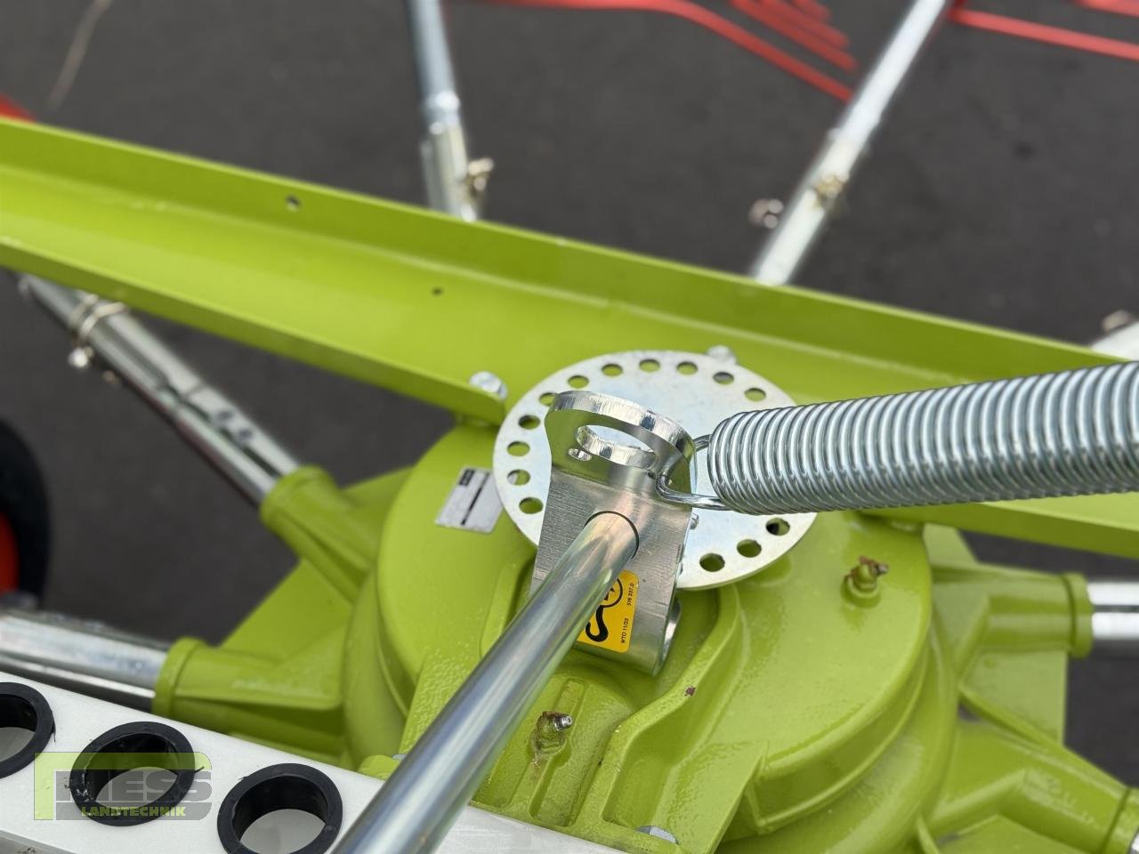 Schwader del tipo CLAAS LINER 370 Tandem, Neumaschine In Homberg/Ohm - Maulbach (Immagine 5)