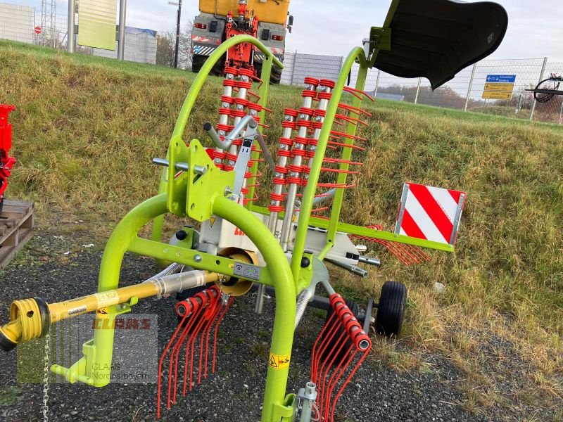 Schwader des Typs CLAAS LINER 370 TANDEM, Neumaschine in Hollfeld (Bild 3)