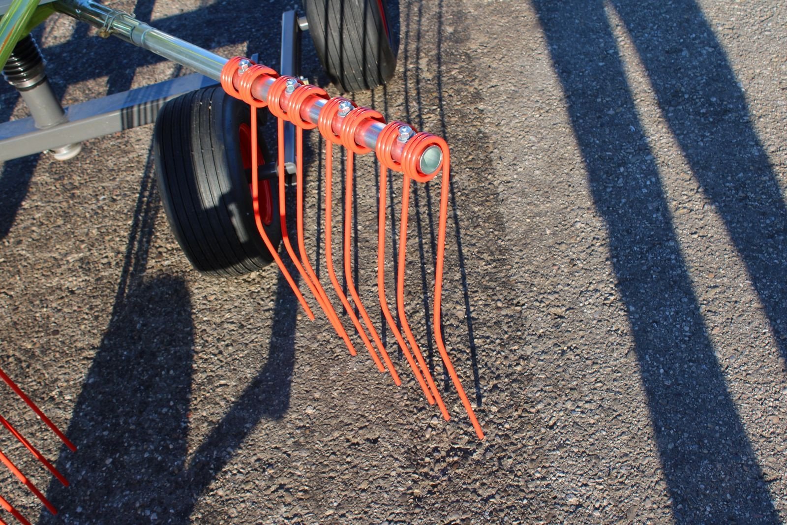 Schwader typu CLAAS LINER 370, Neumaschine v Neukirchen am Walde  (Obrázek 9)