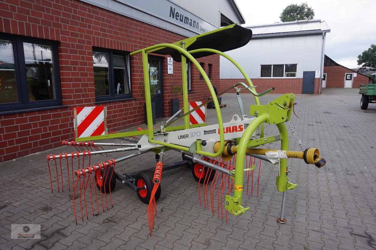 Schwader des Typs CLAAS Liner 370, Gebrauchtmaschine in Barßel (Bild 2)