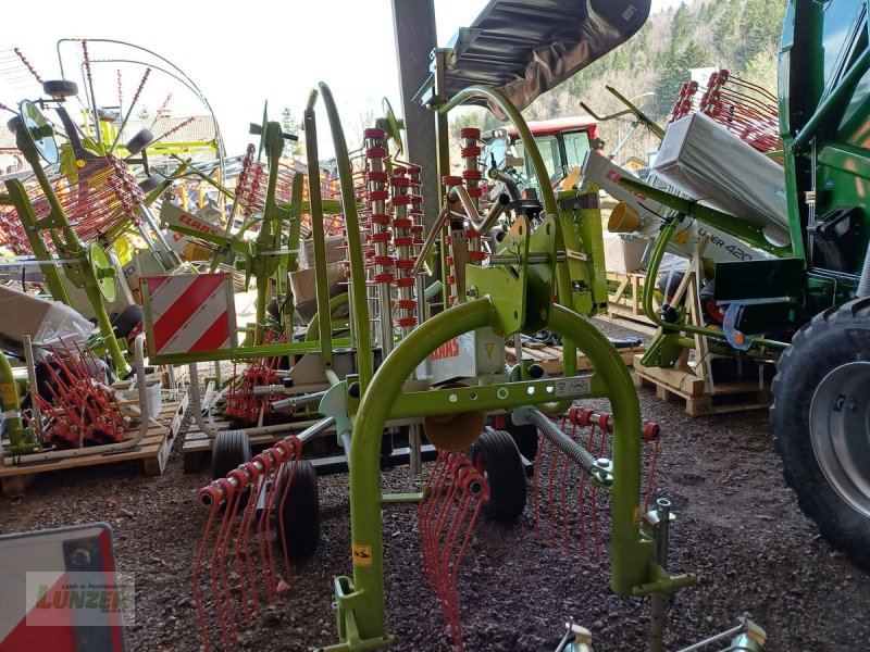 CLAAS Liner 370, Neumaschine, Baujahr: 2021 (Bild 1) Schwader des Typs CLAAS Liner 370, Neumaschine in Kaumberg (Bild 1)