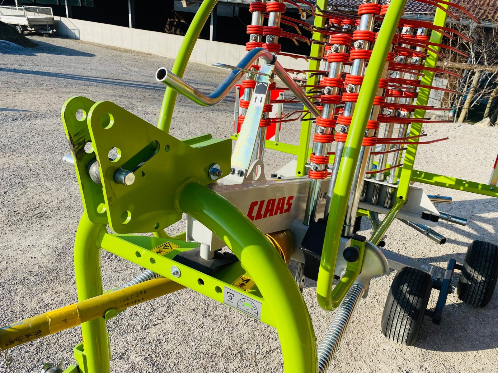 Schwader van het type CLAAS Liner 370, Gebrauchtmaschine in Herrsching (Foto 3)