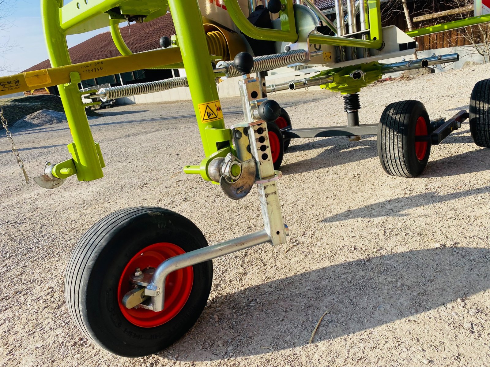 Schwader van het type CLAAS Liner 370, Gebrauchtmaschine in Herrsching (Foto 8)