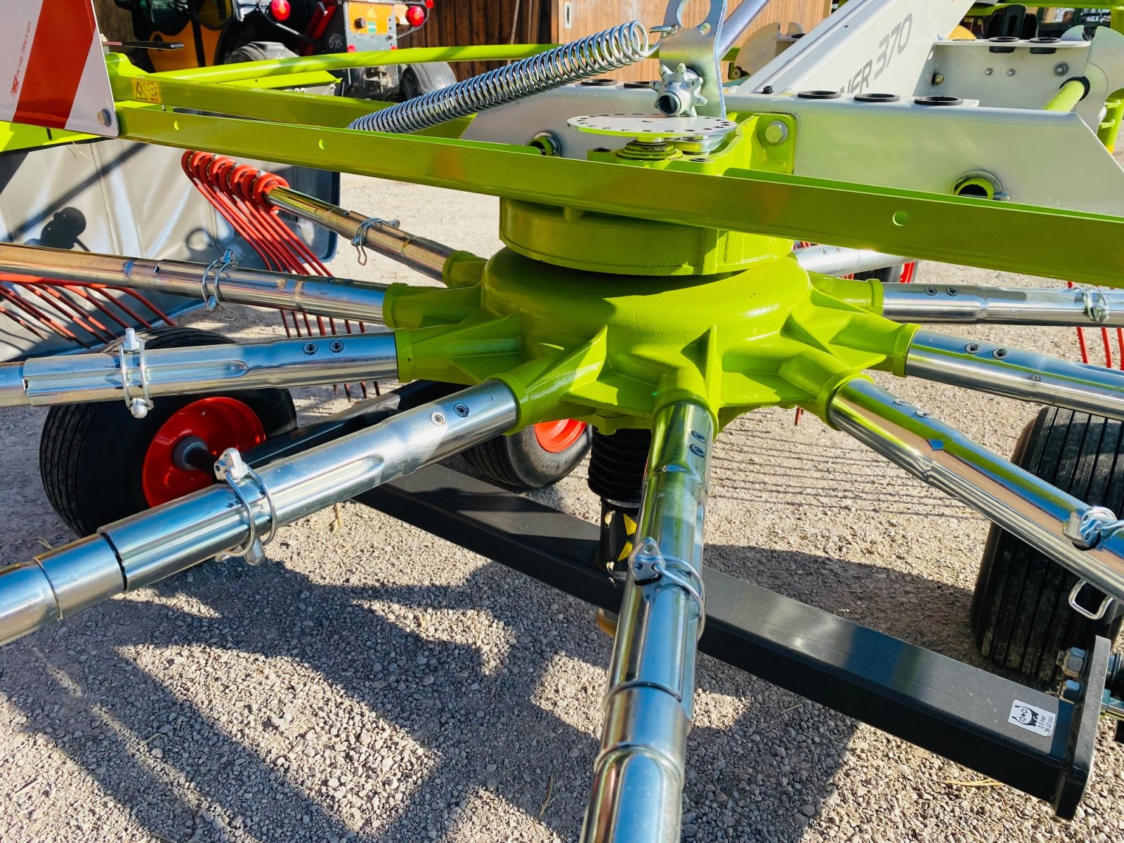 Schwader van het type CLAAS Liner 370, Gebrauchtmaschine in Herrsching (Foto 12)