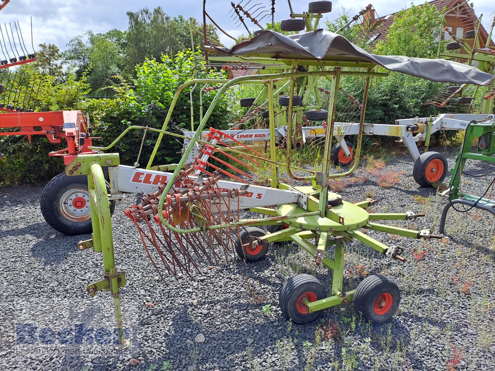 Schwader des Typs CLAAS Liner 380, Gebrauchtmaschine in Weimar-Niederwalgern (Bild 2)