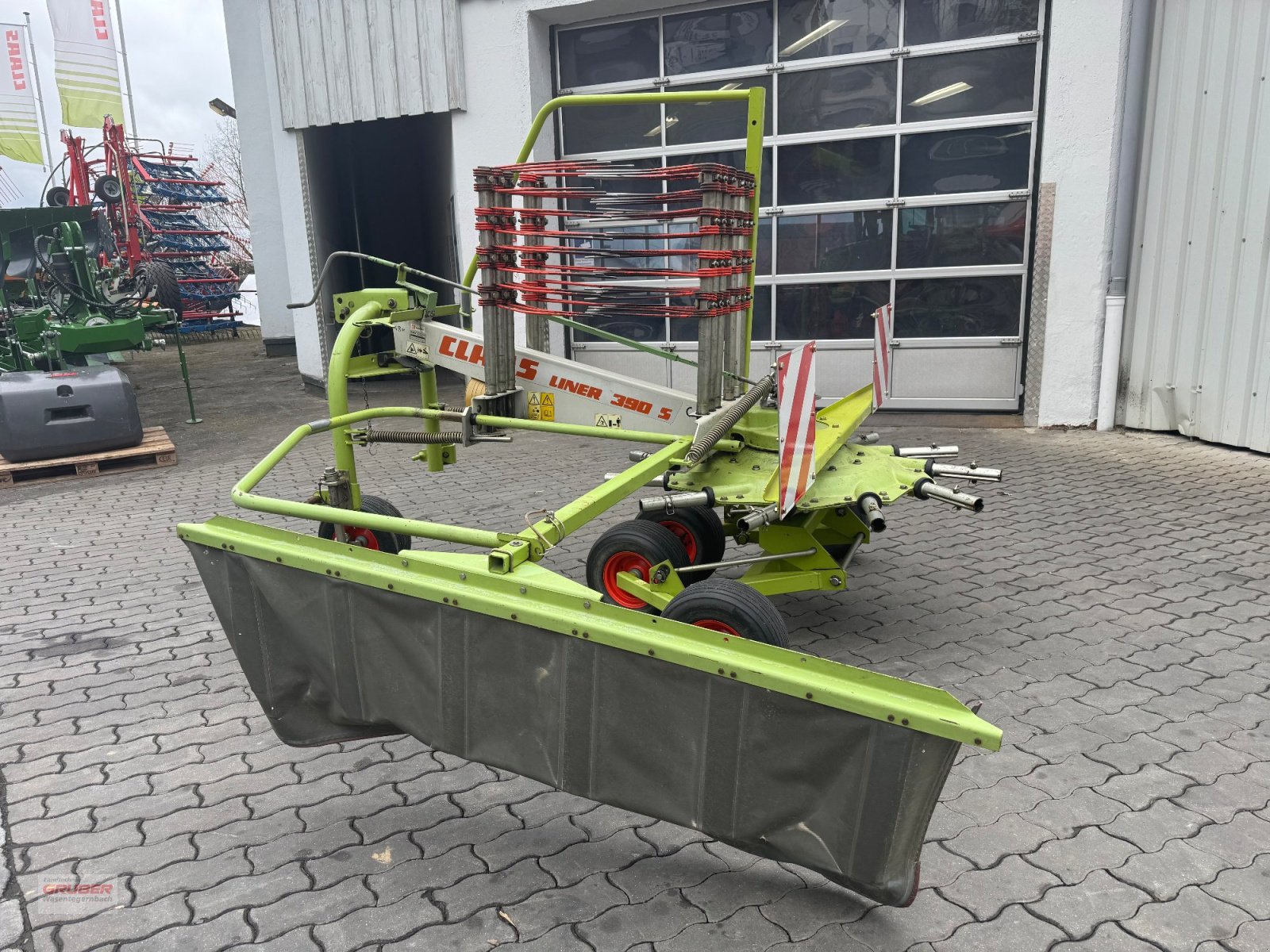 Schwader tip CLAAS Liner 390 S, Gebrauchtmaschine in Dorfen (Poză 9)