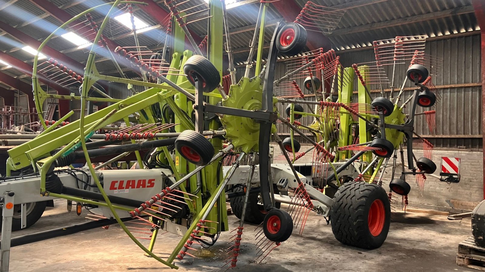 Schwader типа CLAAS liner 4000, Gebrauchtmaschine в Skærbæk (Фотография 2)