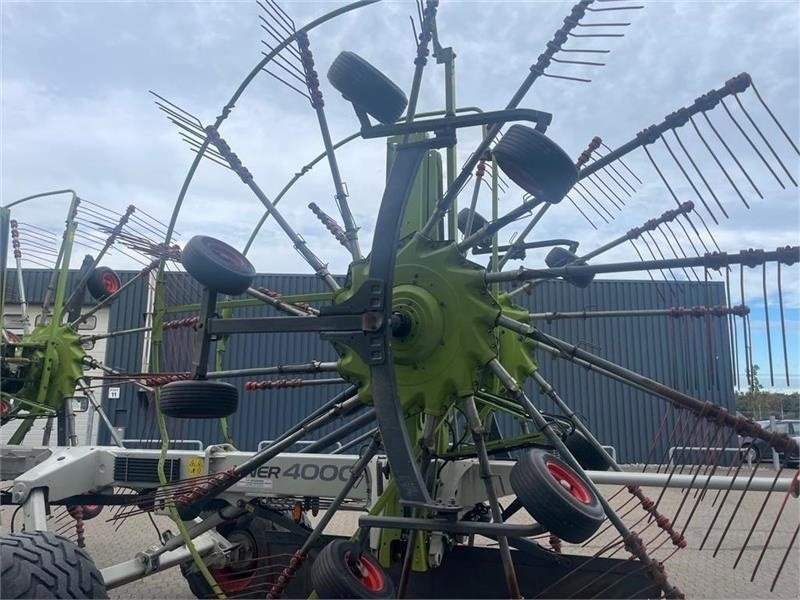 Schwader des Typs CLAAS LINER 4000HHV, Gebrauchtmaschine in Ribe (Bild 17)