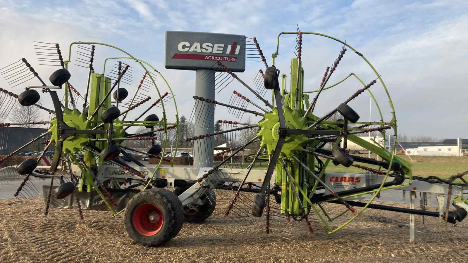Schwader of the type CLAAS LINER 4000HHV, Gebrauchtmaschine in Aulum (Picture 2)