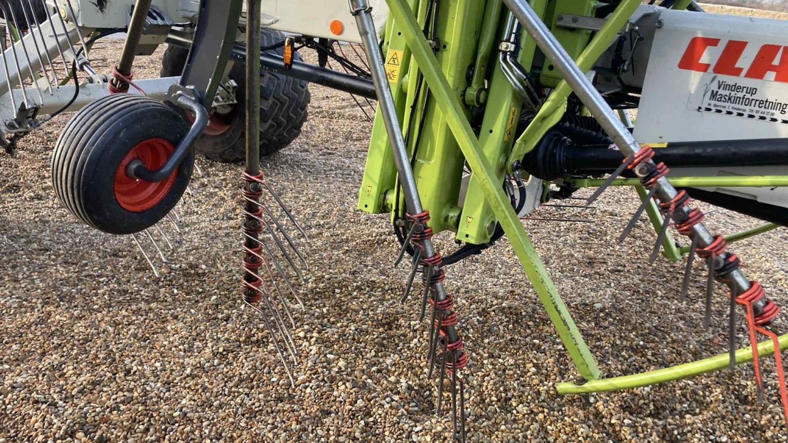 Schwader of the type CLAAS LINER 4000HHV, Gebrauchtmaschine in Aulum (Picture 10)