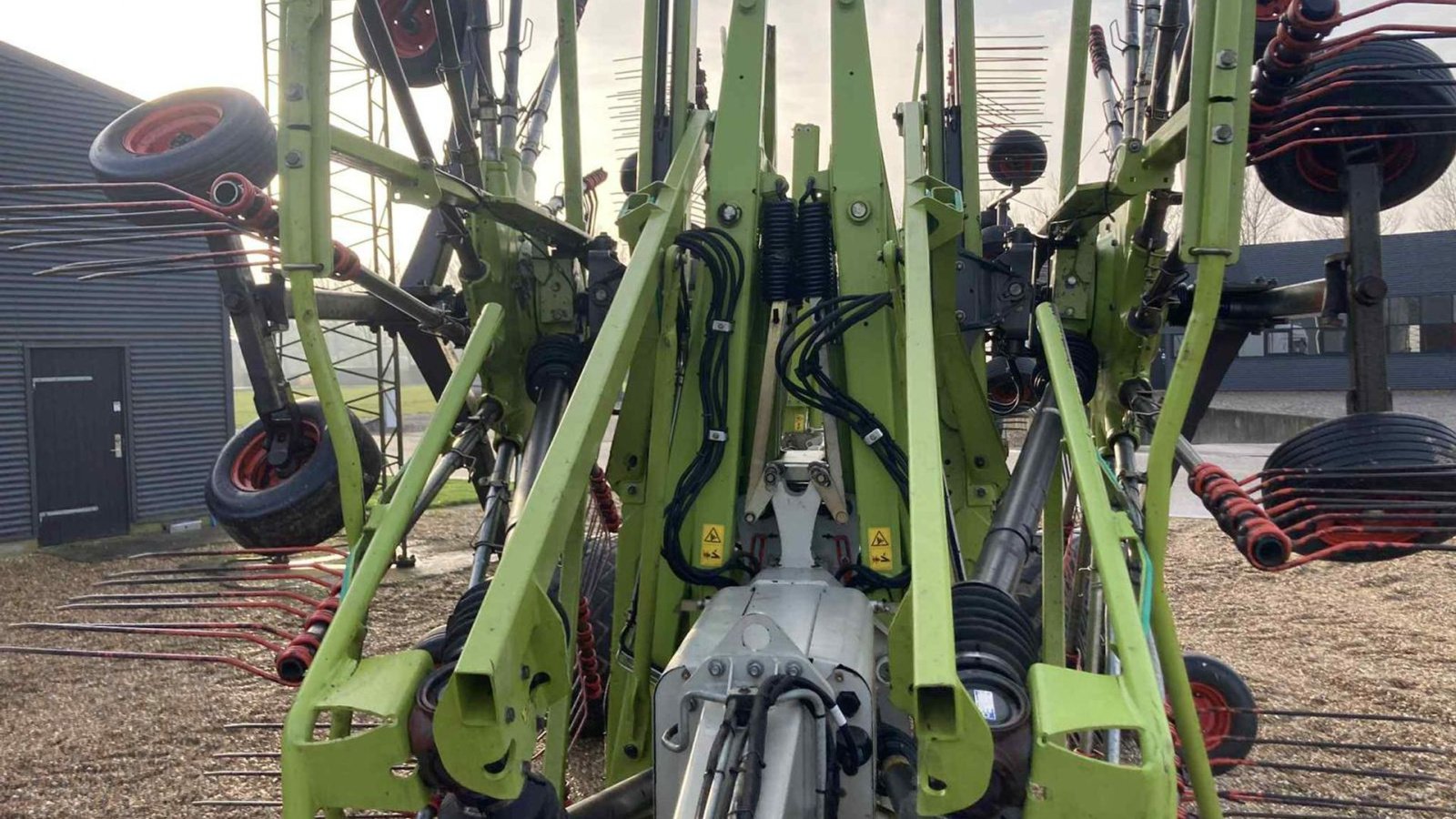 Schwader of the type CLAAS LINER 4000HHV, Gebrauchtmaschine in Aulum (Picture 8)