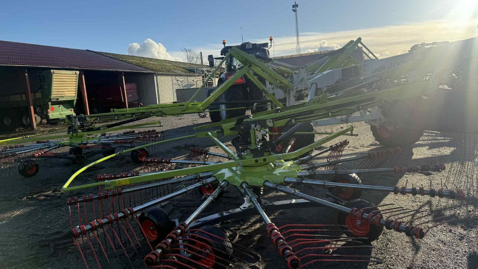 Schwader des Typs CLAAS LINER 4000HHV, Gebrauchtmaschine in Sindal (Bild 5)