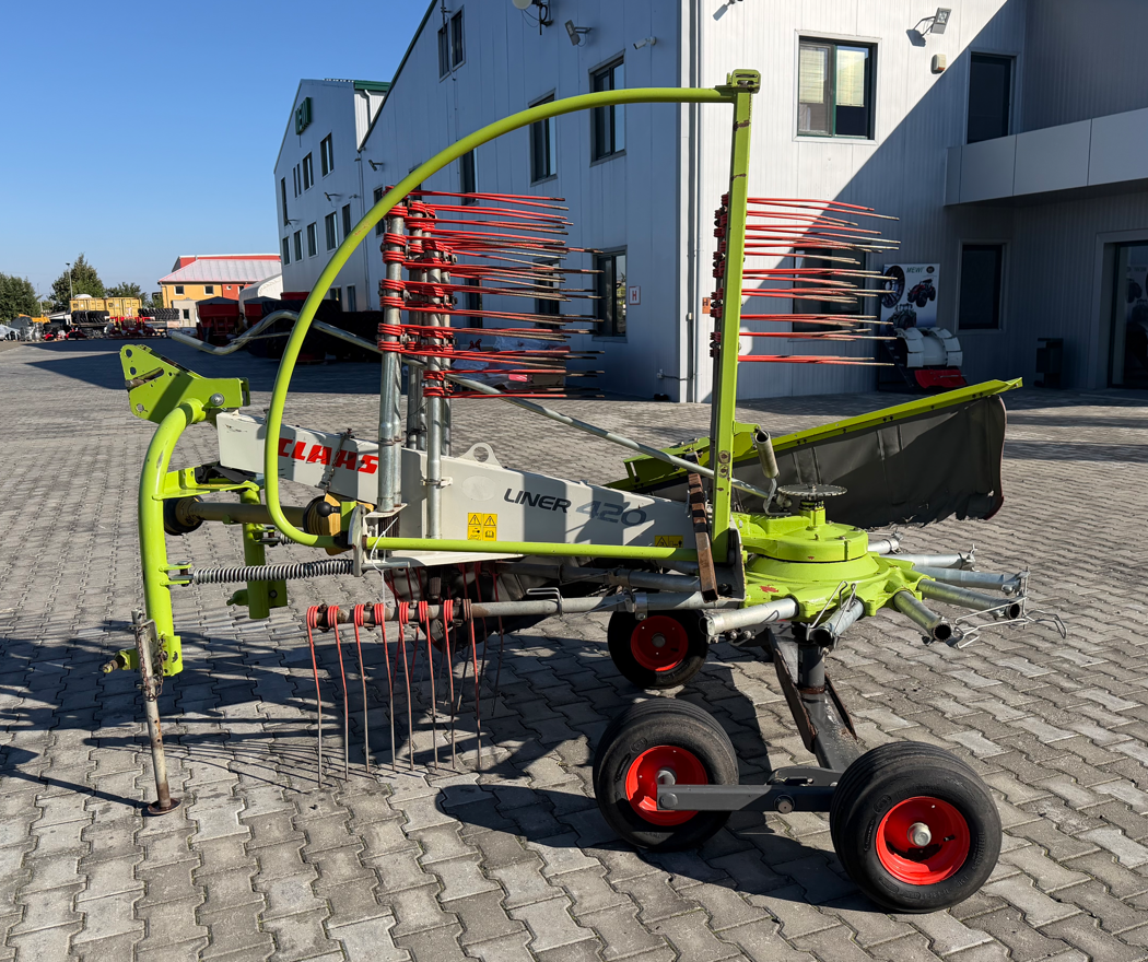 Schwader Türe ait CLAAS Liner 420, Gebrauchtmaschine içinde Orţişoara (resim 1)