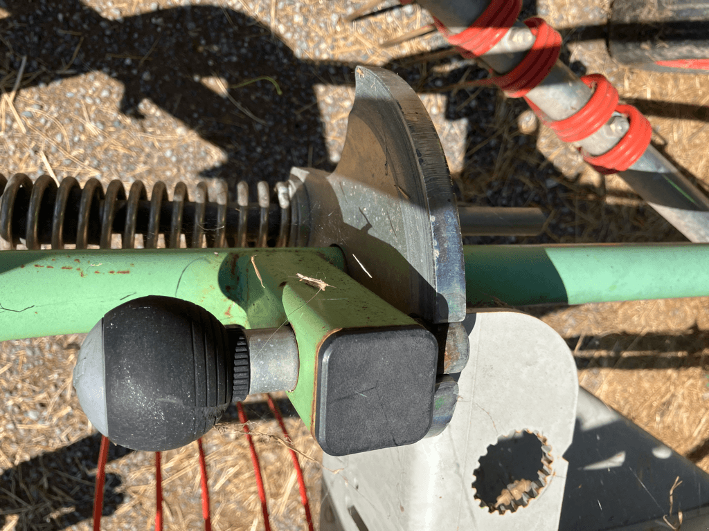 Schwader Türe ait CLAAS LINER 420, Gebrauchtmaschine içinde SAINT ANDIOL (resim 7)