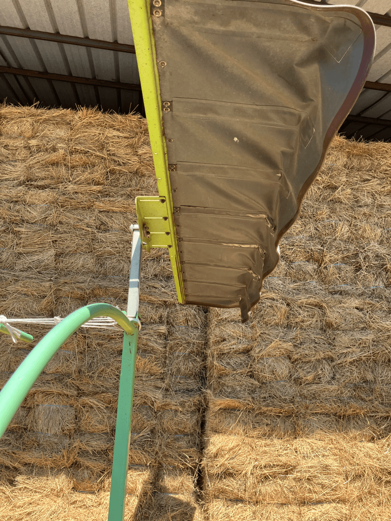 Schwader Türe ait CLAAS LINER 420, Gebrauchtmaschine içinde SAINT ANDIOL (resim 4)