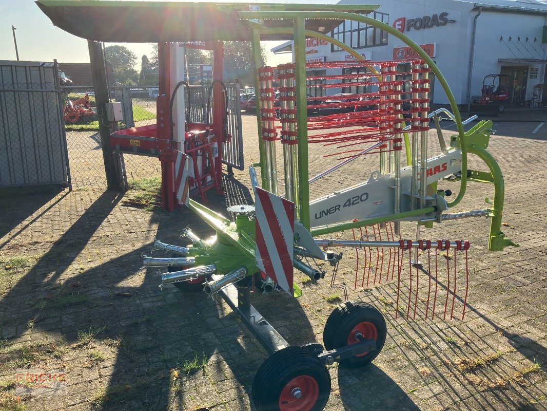 Schwader des Typs CLAAS Liner 420, Neumaschine in Bockel - Gyhum (Bild 4)