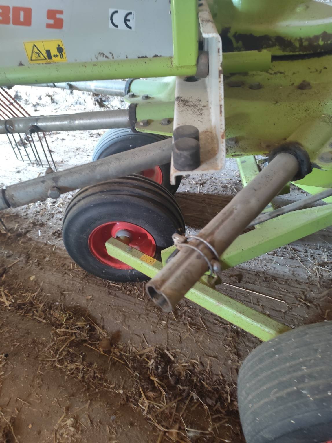 Schwader of the type CLAAS LINER 430S, Gebrauchtmaschine in Le Horps (Picture 3)