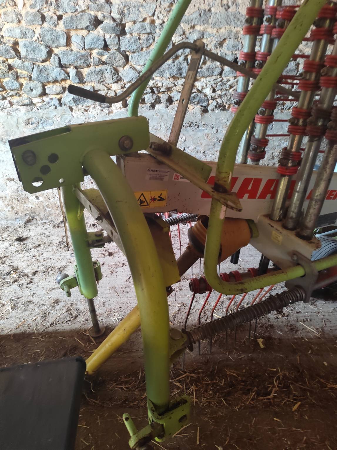 Schwader van het type CLAAS LINER 430S, Gebrauchtmaschine in Le Horps (Foto 3)