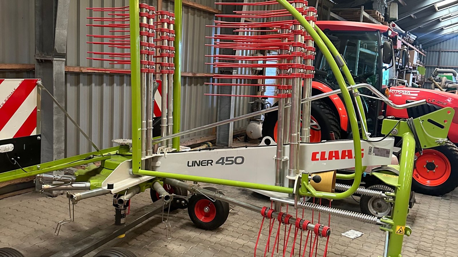 Schwader of the type CLAAS Liner 450 Rive, Gebrauchtmaschine in Tinglev (Picture 3)