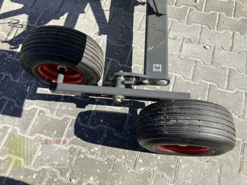 Schwader des Typs CLAAS LINER 450, Neumaschine in Schwend (Bild 14)